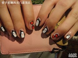 爱手爱脚彩绘光疗甲-摩睫+皮肤管理·科学美容中心