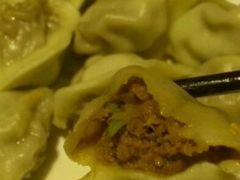 大葱猪肉，有点咸-岳姥姥饺子(泺文路店)