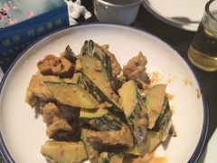 黄瓜拌油条-梅飞酒家(桑园路店)