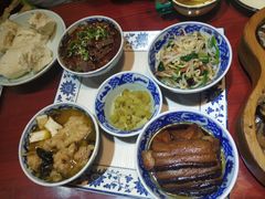 -窄巷子陕菜馆·地道陕西菜(粉巷店)