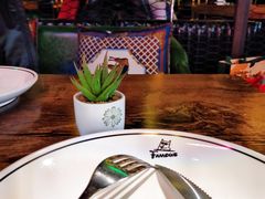 -Famous肥猫墨西哥音乐餐吧(五棵松华熙LIVE店)