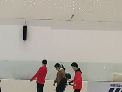 -全明星滑冰俱乐部(天津远洋店)