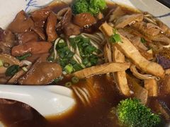 老卤肥肠面-囿面传统制面馆(中央路店)