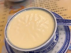 -广信牛奶甜品世家(台东店)