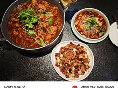 -万重锦·人文川菜馆(骡马市店)