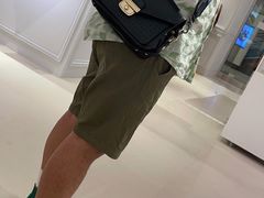 -Longchamp(佛罗伦萨小镇奥特莱斯店)