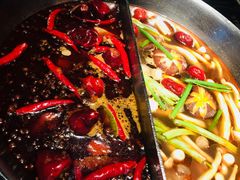 双拼锅底-湊湊火锅·茶憩(新中关购物中心店)