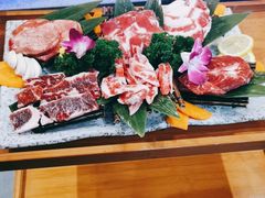 -明洞阿姨·韩式酱蟹烤肉·创意料理(三元桥店)