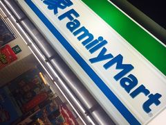 -全家便利店(愚园店)