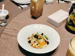 -香山湖家家宴(中山陵店)
