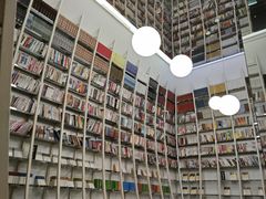 -钟书阁(松江泰晤士小镇店)