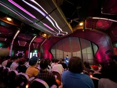 -海底巡游艇:尼莫和好友的海洋世界