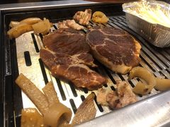-臻牛烤肉