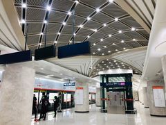 -螃蟹岬(地铁站)