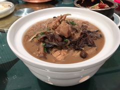 大公鸡炖榛蘑粉-天怡興·百年蒸饺(中心书城店)