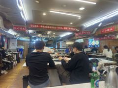 -老东镇啤酒屋海鲜加工·蒸汽海鲜·海鲜烧烤(台东店)