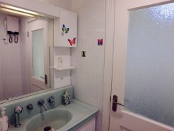 洗手台-文E范儿ZUMBA尊巴舞蹈