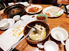 -泉畔人家·老济南经典鲁菜(大明湖店)