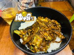 黑椒牛肉石锅拌饭-米屋石锅拌饭(师大店)