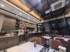 -黄弟大排档·湖南菜·小龙虾·小海鲜(凯旋北路店)