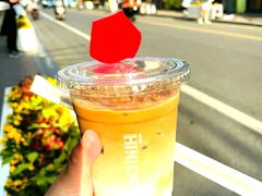 夏浪椰椰拿铁咖啡-CoCo都可(医学街店)