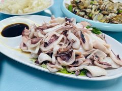 -崴海渔村(虹梅路店)