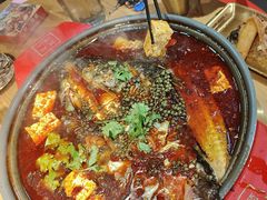 -三顾烤庐·烤鱼·烧烤·龙虾(奉贤店)