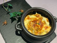 肉酱芝士焗口菇-梧桐北京烤鸭·铜锅涮肉(海岸城店)