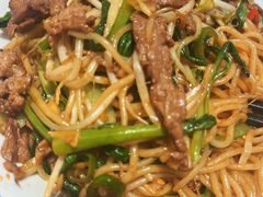 经典牛肉炒粉-赣南粉局·江西锅气炒粉(大宁久光店)