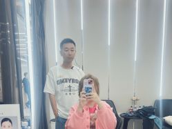-朗峰专业美发沙龙
