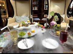 -行者书屋大堂吧 ·下午茶(南京圣和府邸酒店)