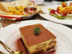 -静香HOUSE·全时段融合餐厅(七星欢乐颂店)