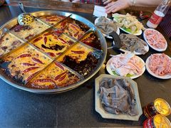 -叶记鲜鹅肠火锅城(聚丰锦绣盛世店)