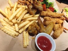 -必胜客(新中纬店)