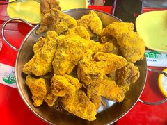 -BHC炸鸡(明洞总店)