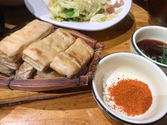 石屏烧豆腐-老滇山寨•云南特色菜•地方菜•民族风情歌舞表演(金碧店)