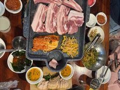 -Dombe豚(黑猪肉街店)