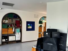 -聚云奢二手奢侈品黄金手表包包回收·中古店(三里屯总店)