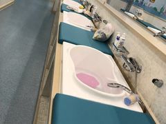 -戊辰亲子游泳俱乐部