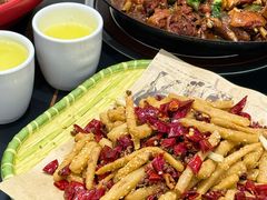 -鱼头泡饭·湖北菜·非物质文化遗产(岳家嘴总店)