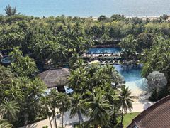 -三亚湾海居铂尔曼度假酒店