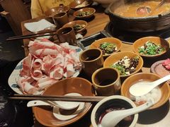 -贵厨酸汤牛肉(花果园国际中心店)