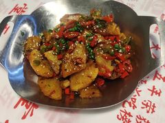 -堂瓦里·33年传统赣菜(第一街区店)