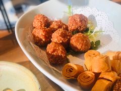 干炸丸子拼咯吱盒-顺承小院儿