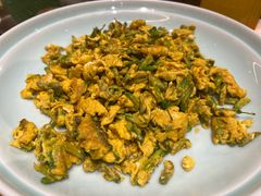 金雀花炒鸡蛋-老滇山寨•云南特色菜•地方菜•民族风情歌舞表演(金碧店)