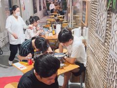 -沪西老弄堂面馆(定西路店)