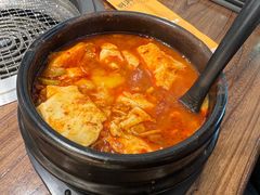 -明洞阿姨·韩式酱蟹烤肉·创意料理(三元桥店)