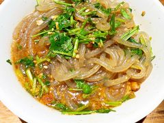 酸辣粉-万记麻辣烫国展总店