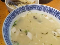 海鲜面-沪西老弄堂面馆(定西路店)