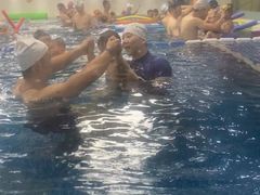 -蓝旗亲子游泳(范湖万达广场店)